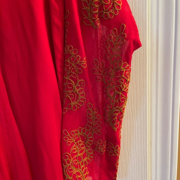 Red churidaar kurta - Picture 3 of 5